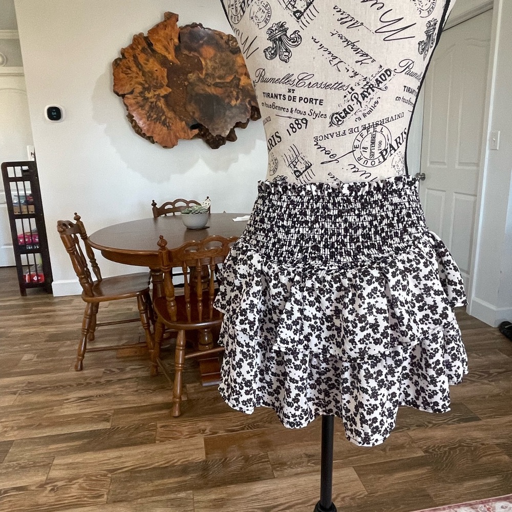 Altar'd State Black and White Floral A-Line Skirt